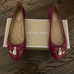Michael Kors Alice Padlock Detail Ballerina Flats SIZE 7.